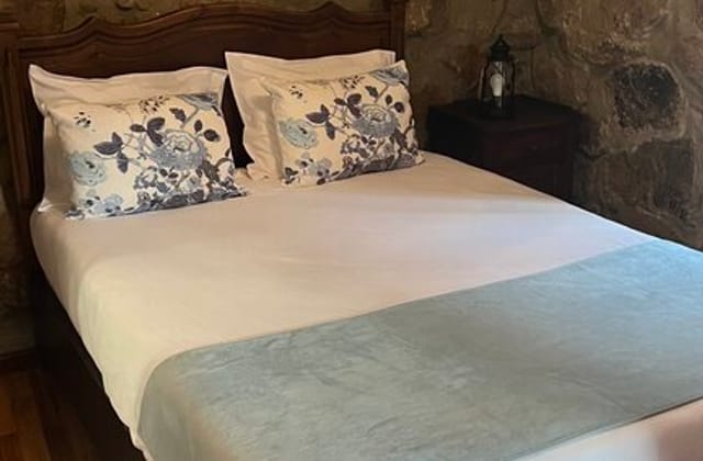 Quarto da Casa do Moleiro, casa em pedra com 300 anos